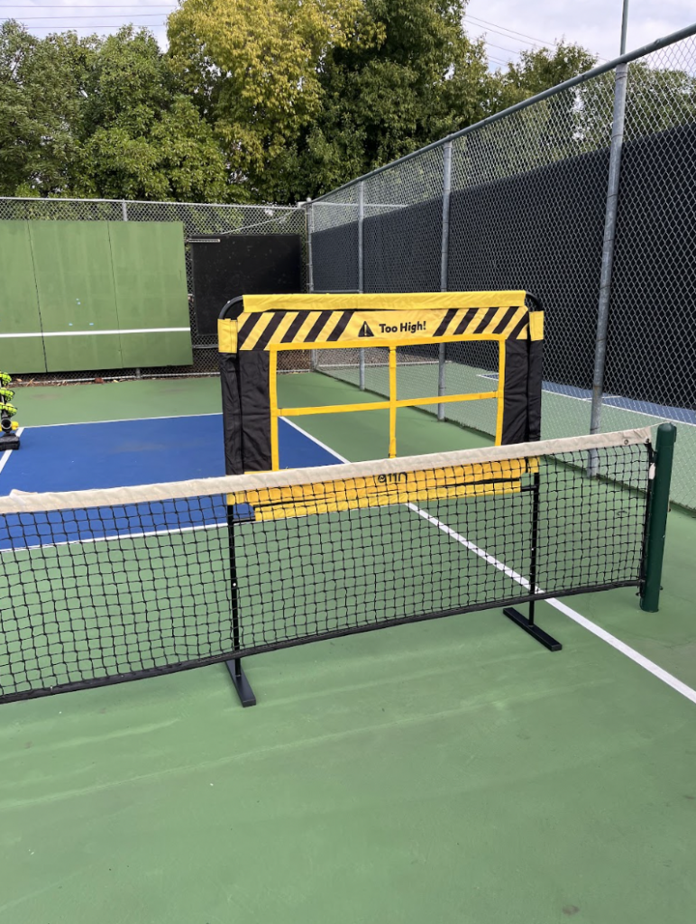 Picture of the other side of the pickleball dink set