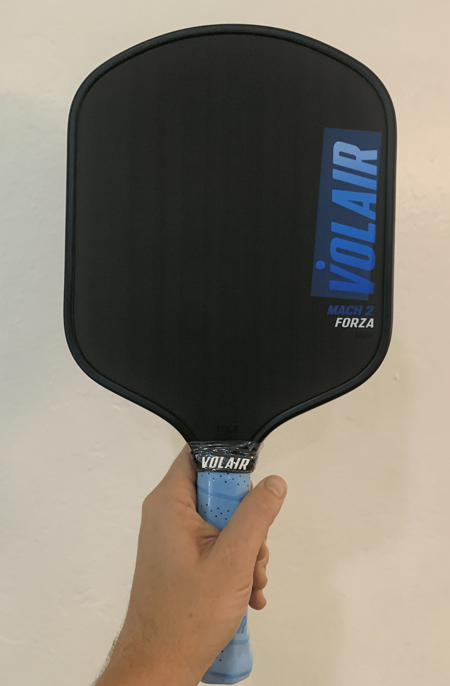 Picture of the Volair Mach 2 Forza pickleball paddle.