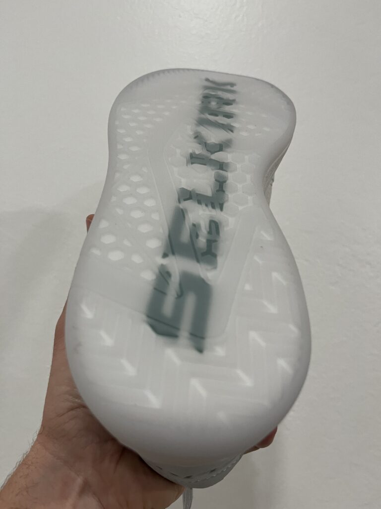 Picture of the Selkirk pickleball shoes infinigrip.