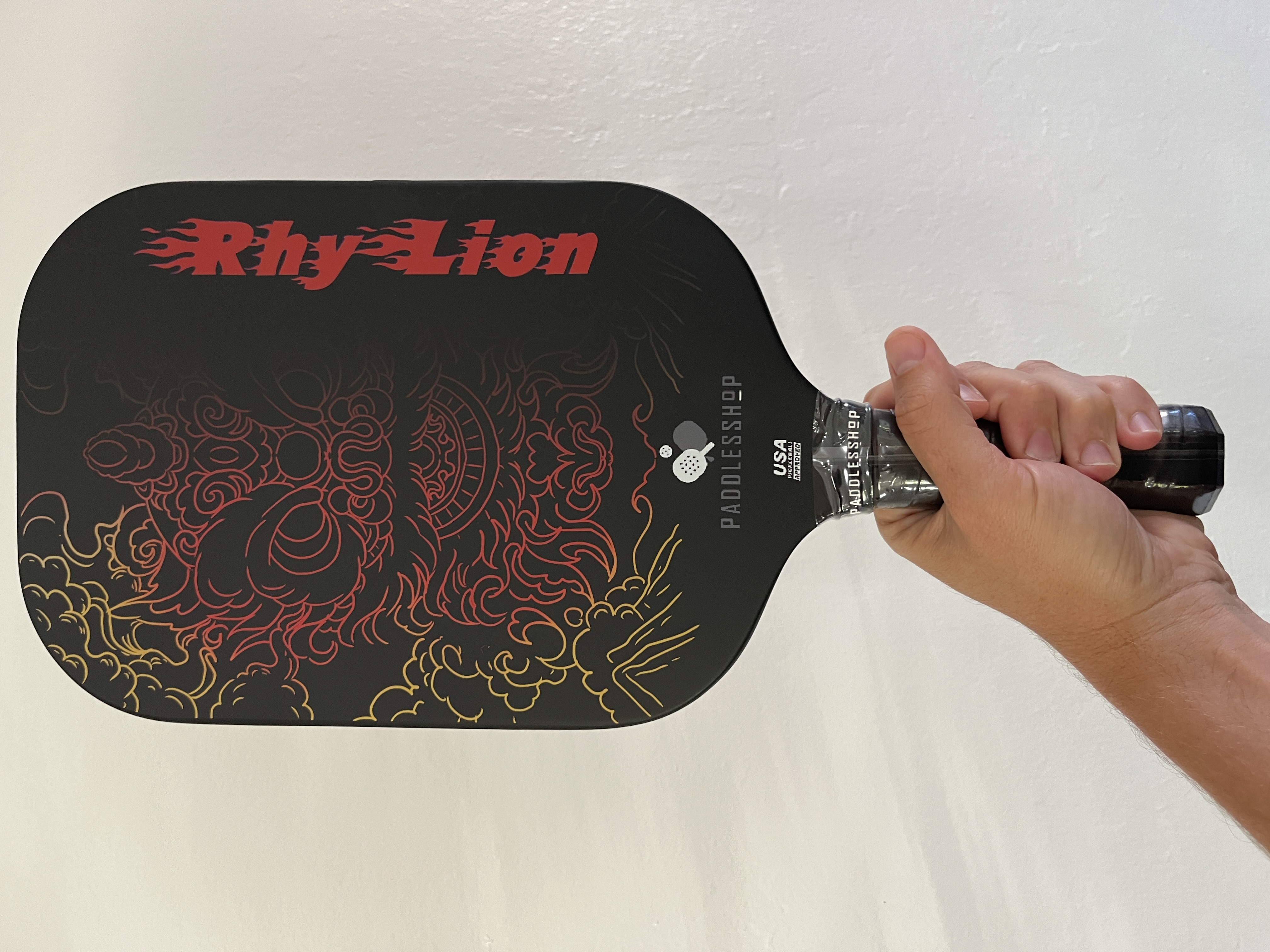Picture of the 
Paddlesshop Rhylion pickleball paddle.
