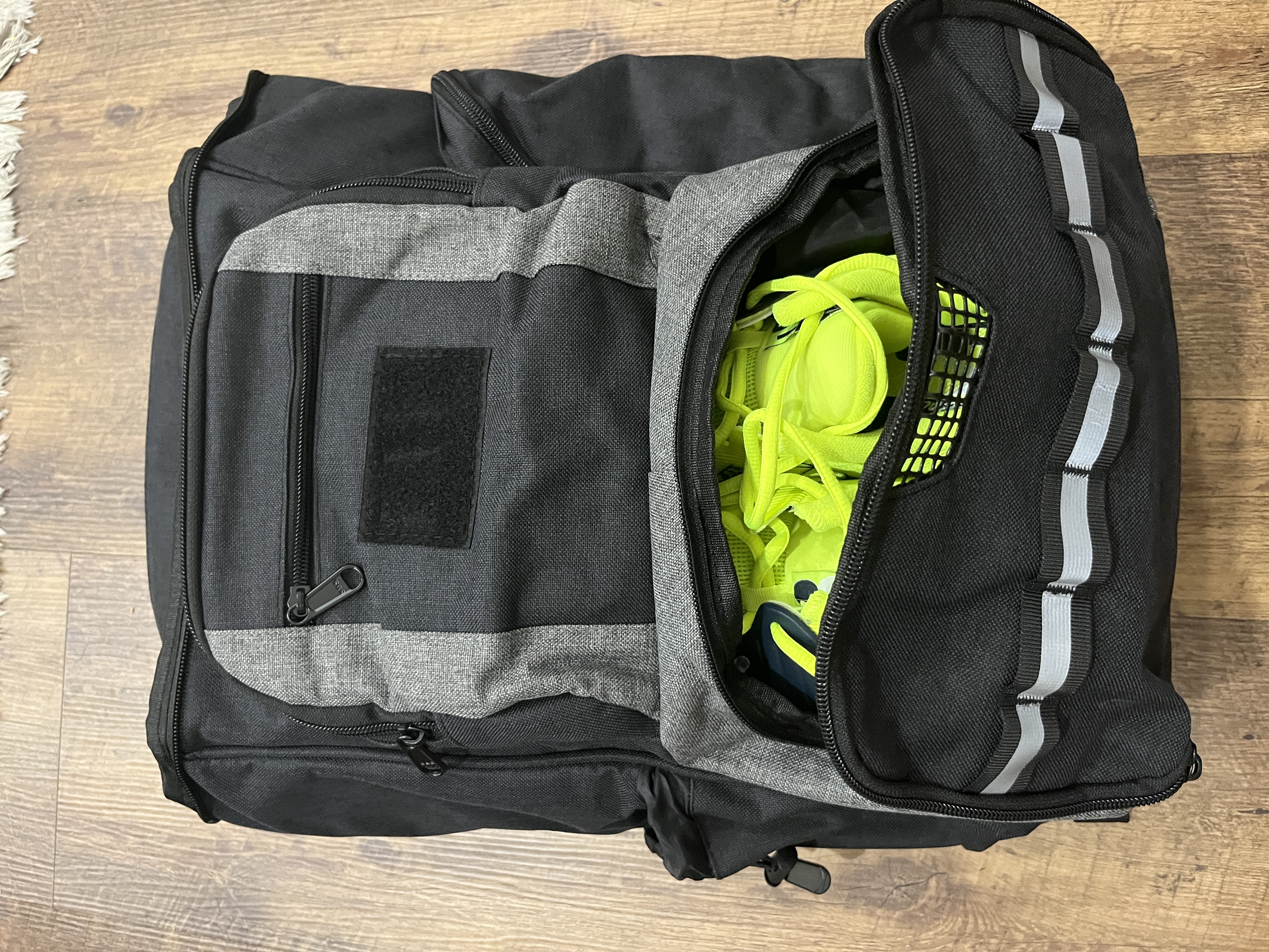 Picture of the Hamboly pickleball bag showing Nike Zoom shoes in the shoe compartment