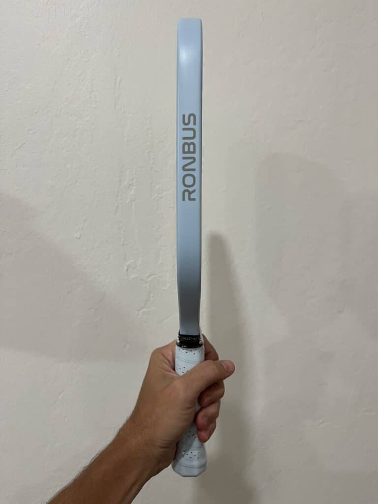 Side picture of Ronbus Quanta R3