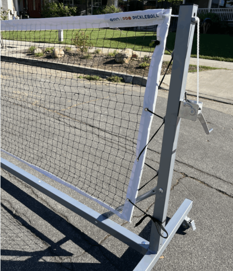 Picture of the best budget heavy duty pickleball net's crank system.