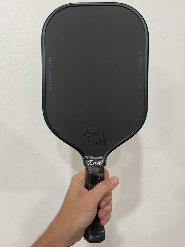 Picture of the Luzz Cannon pickleball paddle.