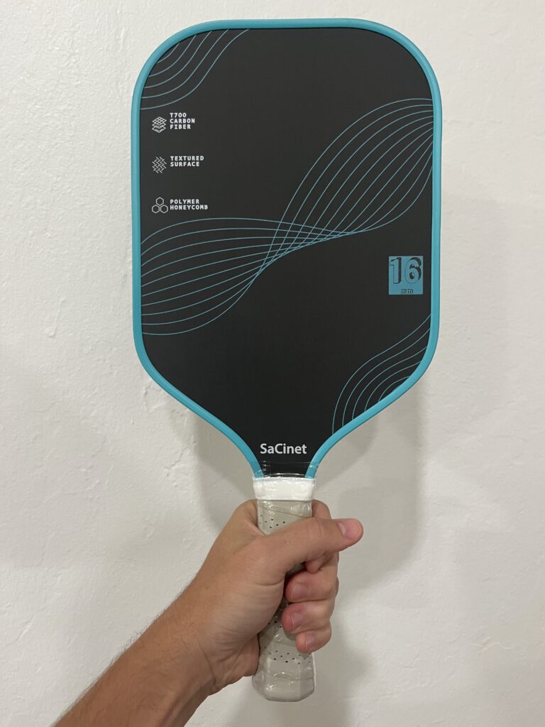 Picture of Sacinet pickleball paddle.